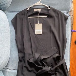 Japanese GoWeave short sleeve mini wrap dress